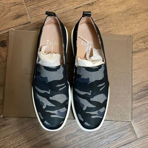Linea Paolo Platform Slides Camo print Brand New size 7